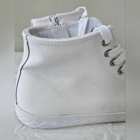 BLU D'OR Soft White Leather Side Zip High Top Sneakers, Shoes - Picture 2 of 9